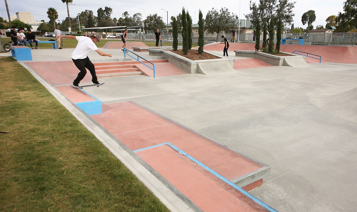 Tustin skatepark